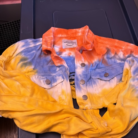 Crop top tie dye Jean jacket - Picture 2 of 3